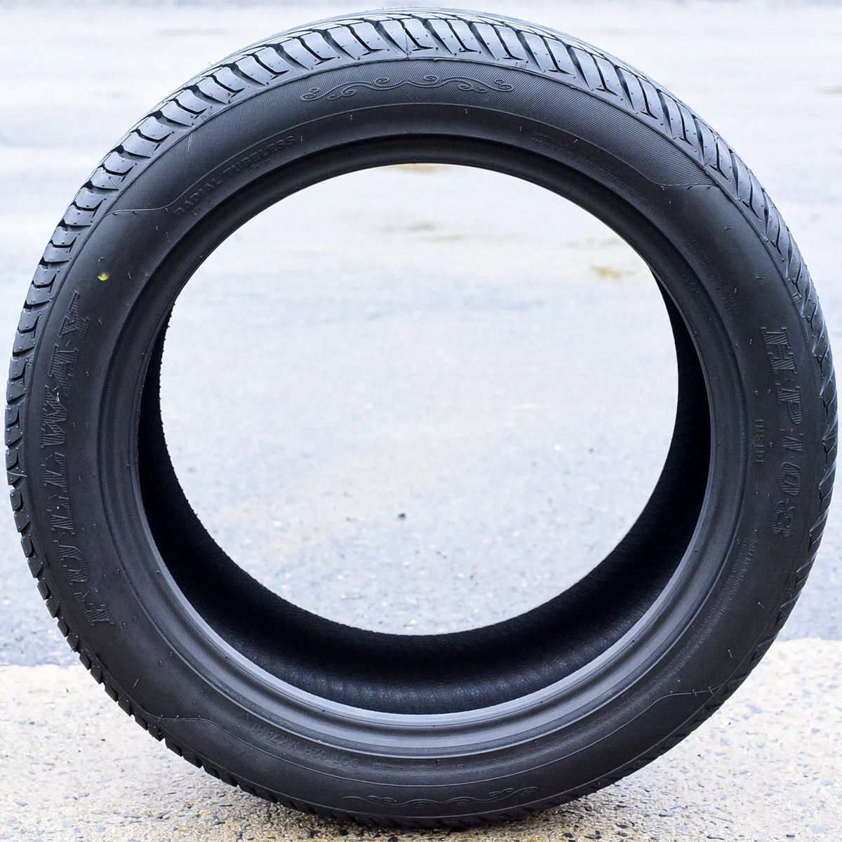 215/60R16 99V XL Passenger Tire Y38572